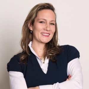 Schwarz_Jennifer_quadratisch_1000-1-300x300